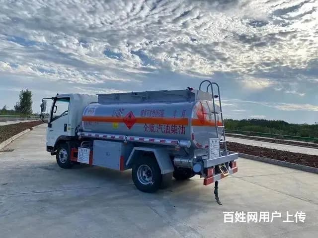 厂家直销优惠 国六豪沃5吨油罐车 可分期送货上门 - 图片 6